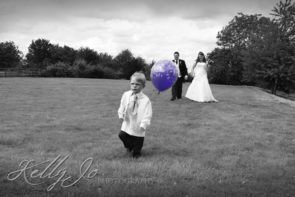 IMG18329bw Bride, Groom, Pageboy, Balloon
