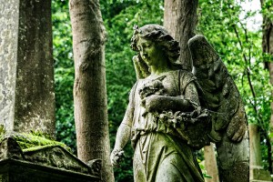 Highgate Cemetery | © Kelly Jo Photography