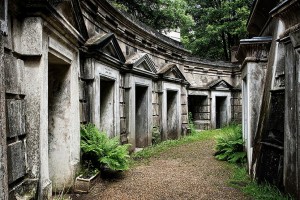 Highgate Cemetery | © Kelly Jo Photography